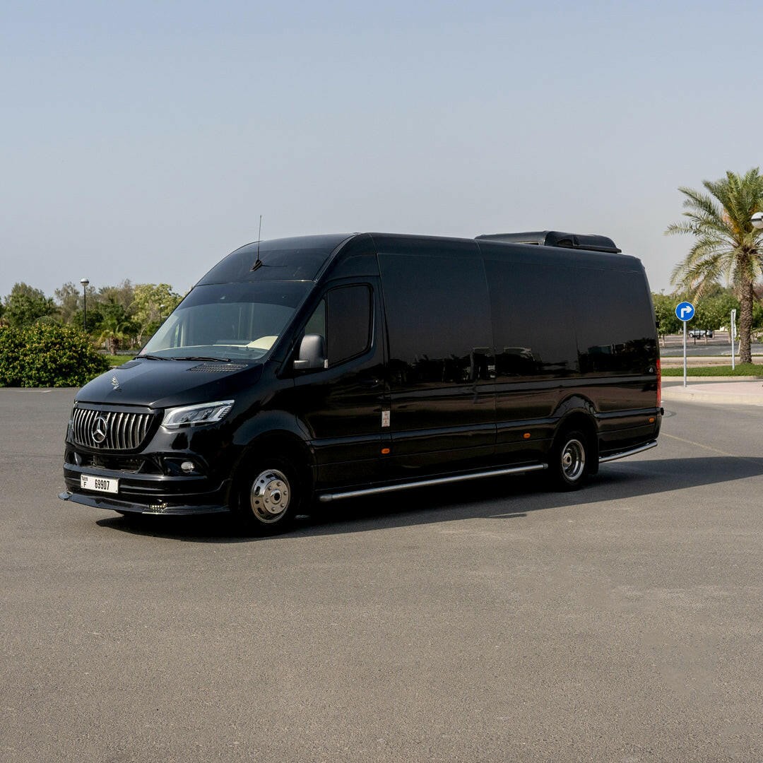 Airport Transfer with Comfortable Bus